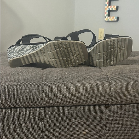 NWOT Blowfish - Picture 3 of 3